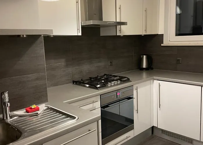 Happyestate - St Kotlarska Daire